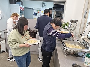 해냄터(대중식당이용)